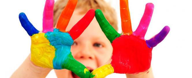 3-4 წლის ბავშვის განვითარების ემოციური სფერო ფერადი თითები